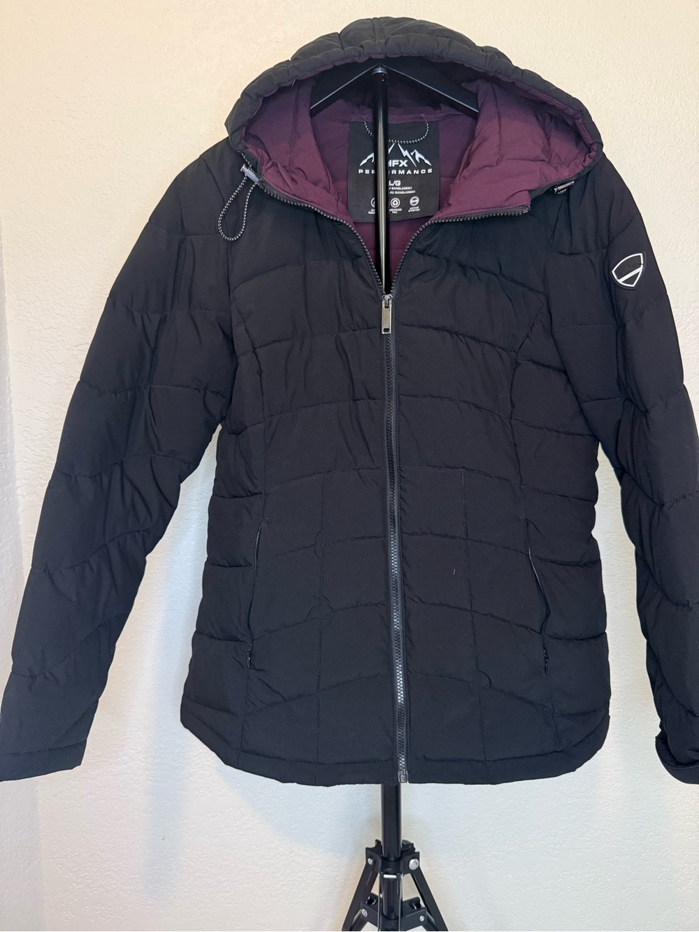 HFX Performance Water‑Resistant Jacket L/G – Black Quilted Hooded Coat